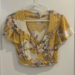YELLOW FLORAL CROP TOP